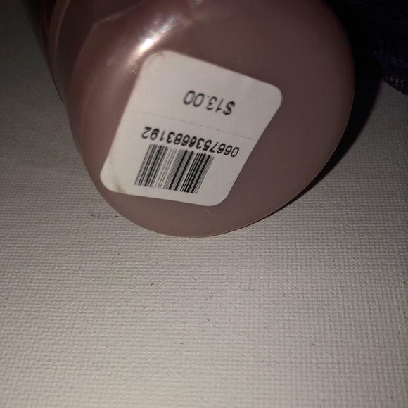 Gift bag #2 - Bath & Body - Picture 3 of 3